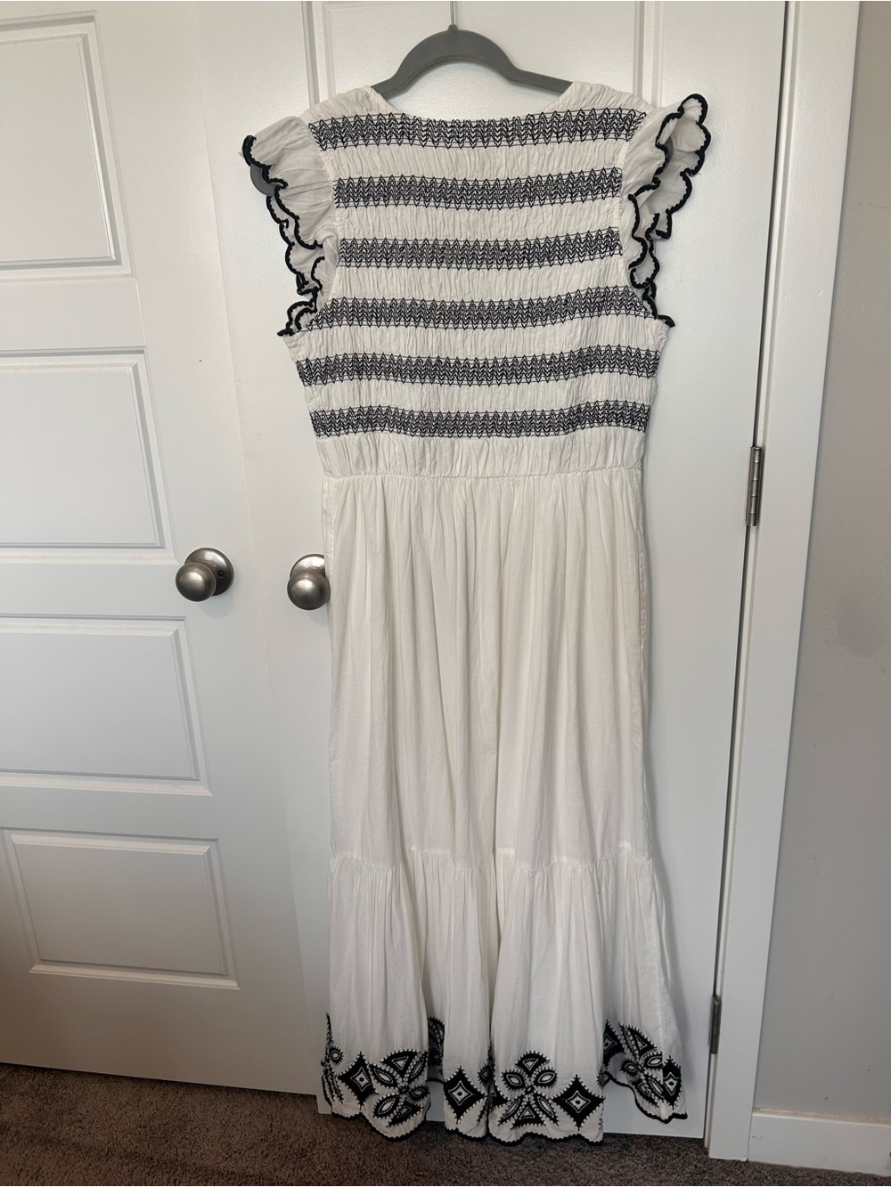 Anthropologie The Peregrine Midi Dress: Embroidered Smocked Edition Medium - Picture 8 of 8